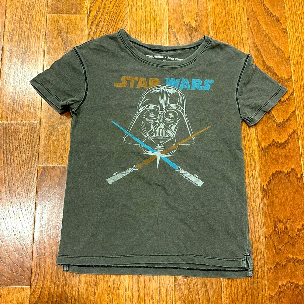 Star Wars Junk Food Darth Vader T-Shirt 5T Tee Tshirt Distressed